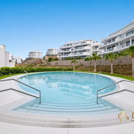 In Higueron West With Garden Fuengirola